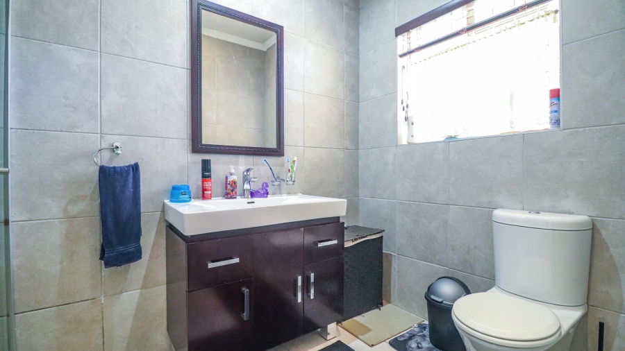 3 Bedroom Property for Sale in Flamwood North West